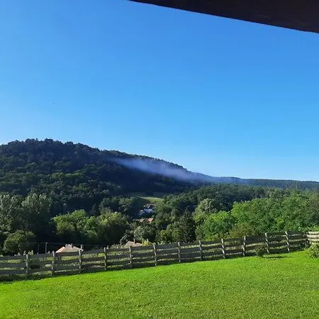 Kata Vendeghaz Ferienhaus *